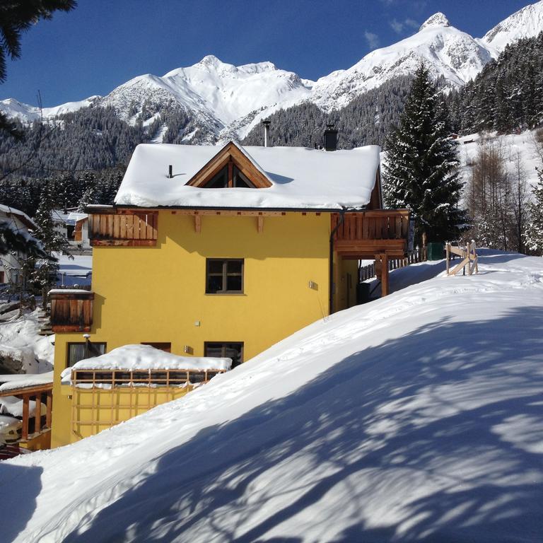 Apartament Haus Aperies Pettneu am Arlberg Zewnętrze zdjęcie